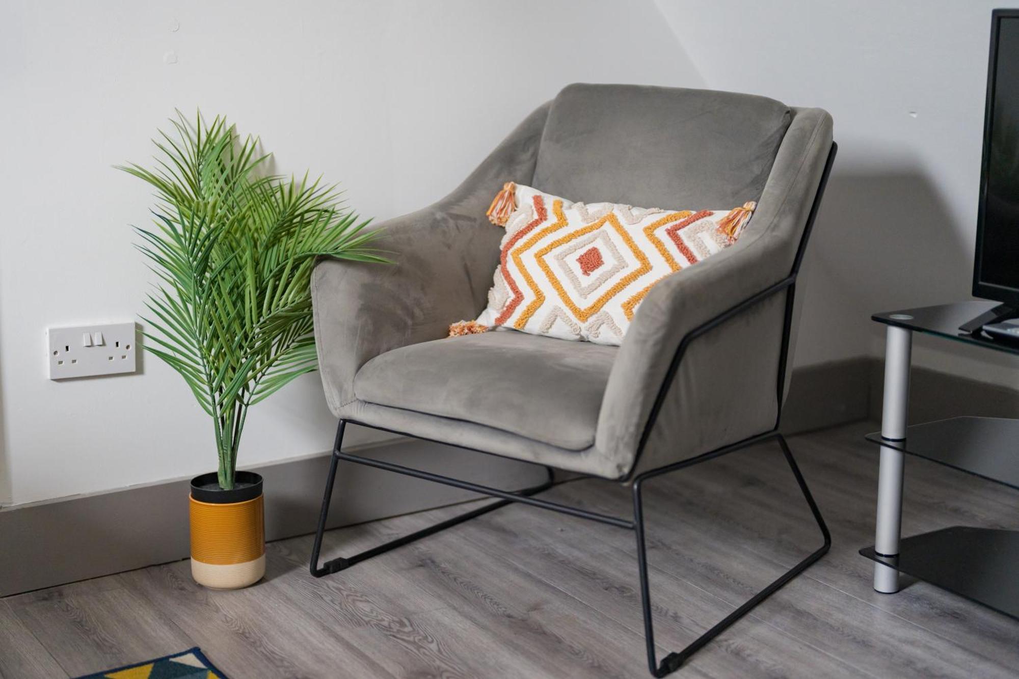 Stylish Near Nec, Birmingham Airport Bhx, World, Hs2, Jlr Apartment