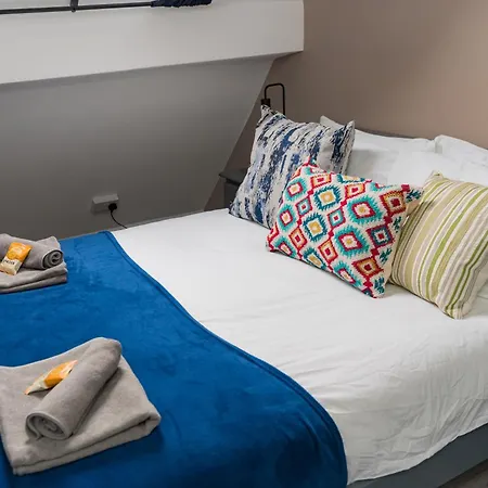 Stylish Apartment Near Nec, Birmingham Airport Bhx, Resorts World, Hs2, Jlr Sheldon  Exterior photo